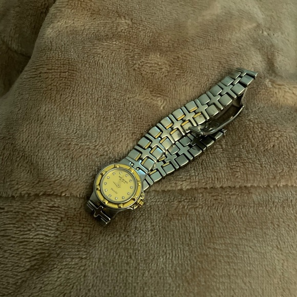 Elegant Raymond Weil, two tone women’s watch - Picture 4 of 4